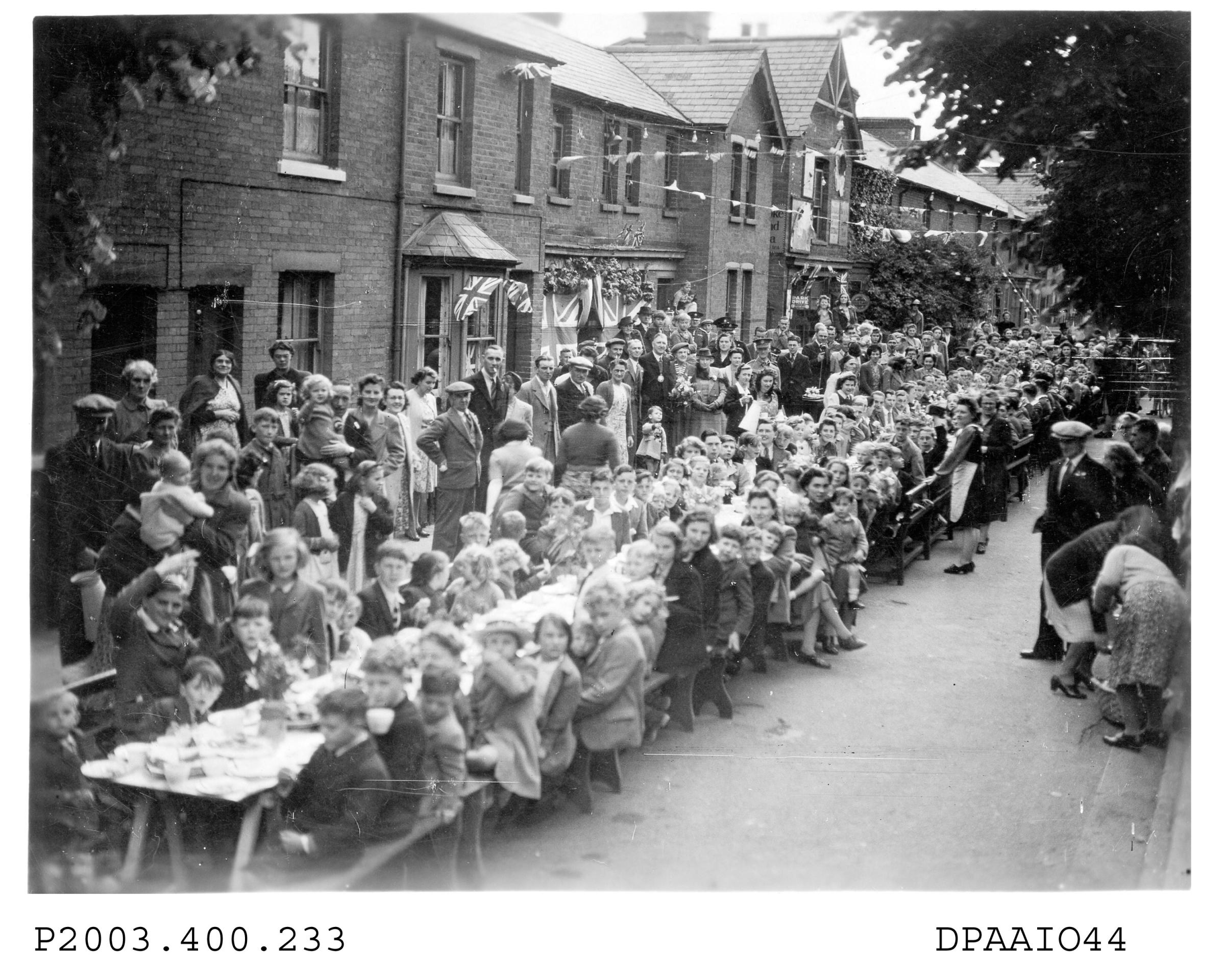 Ve Day Photos Street Parties And Parades How Winchester Celebrated In 1945 Hampshire Chronicle